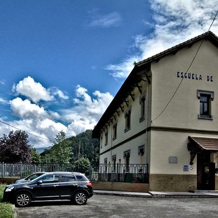 Albergue Juvenil De Bustiello Bustiello  Zewnętrze zdjęcie