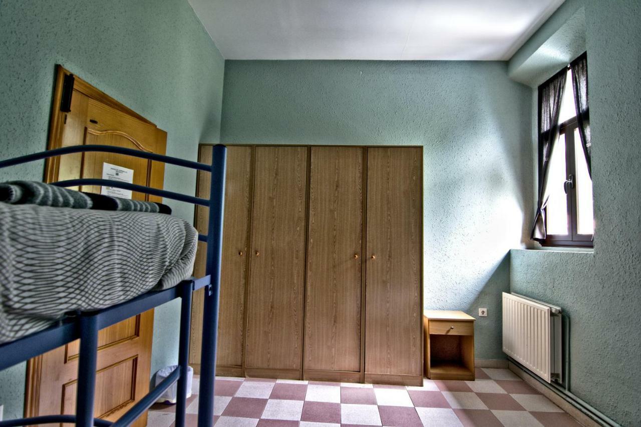 Albergue Juvenil De Bustiello Bustiello  Zewnętrze zdjęcie