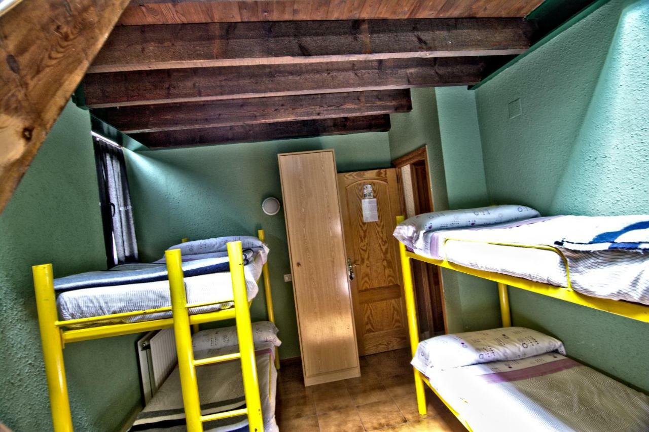 Albergue Juvenil De Bustiello Bustiello  Zewnętrze zdjęcie